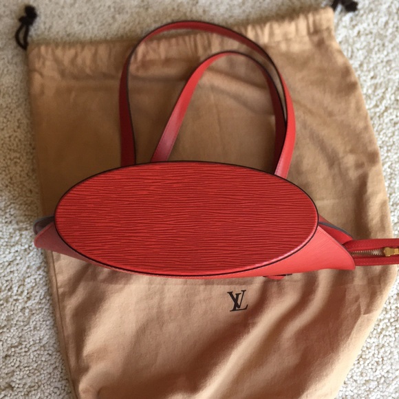 Louis Vuitton Epi Leather, St. Jacques - Picture 2 of 8